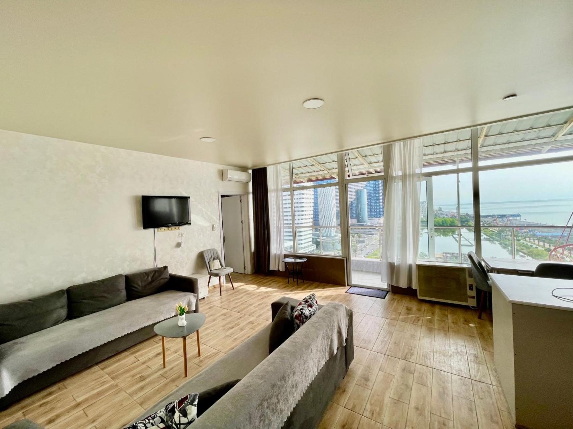 Batumi Seaside Magnolia Apartment Ngoại thất bức ảnh